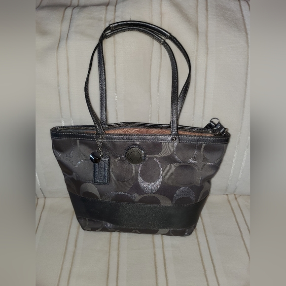 Grey Coach bag with silver monogram logo. - Picture 1 of 11